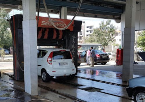 Best Doorstep Auto Car Wash Services Near Me in Bangalore - Professional,  Nearest.